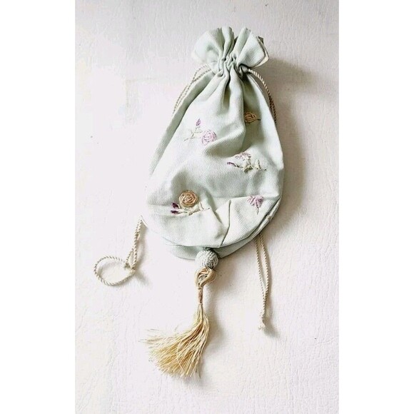 Vintage Embroidered Ribbon Flowers Satin Pouch Draw String Bag Tassel - Picture 1 of 5